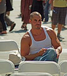 180px-Man_in_A_shirt_at_the_Brooklyn_Book_Festival_opt-1